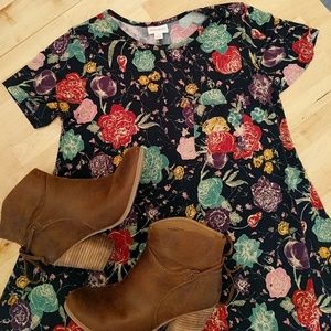Navy floral LuLaRoe XS Carly